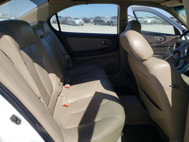 Photo 9 VIN: JN1CA31A3YT031730 - NISSAN MAXIMA GLE 