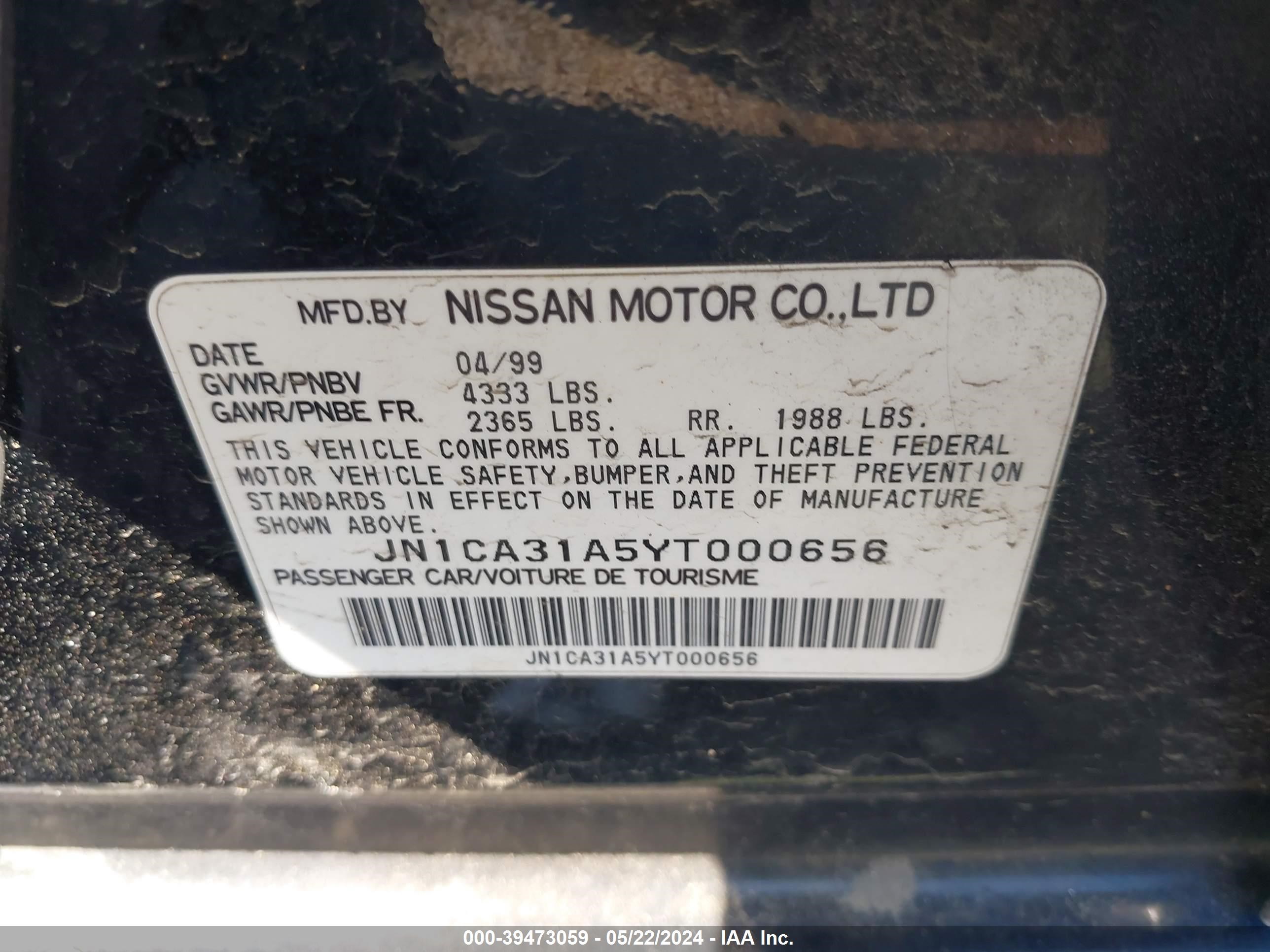 Photo 8 VIN: JN1CA31A5YT000656 - NISSAN MAXIMA 