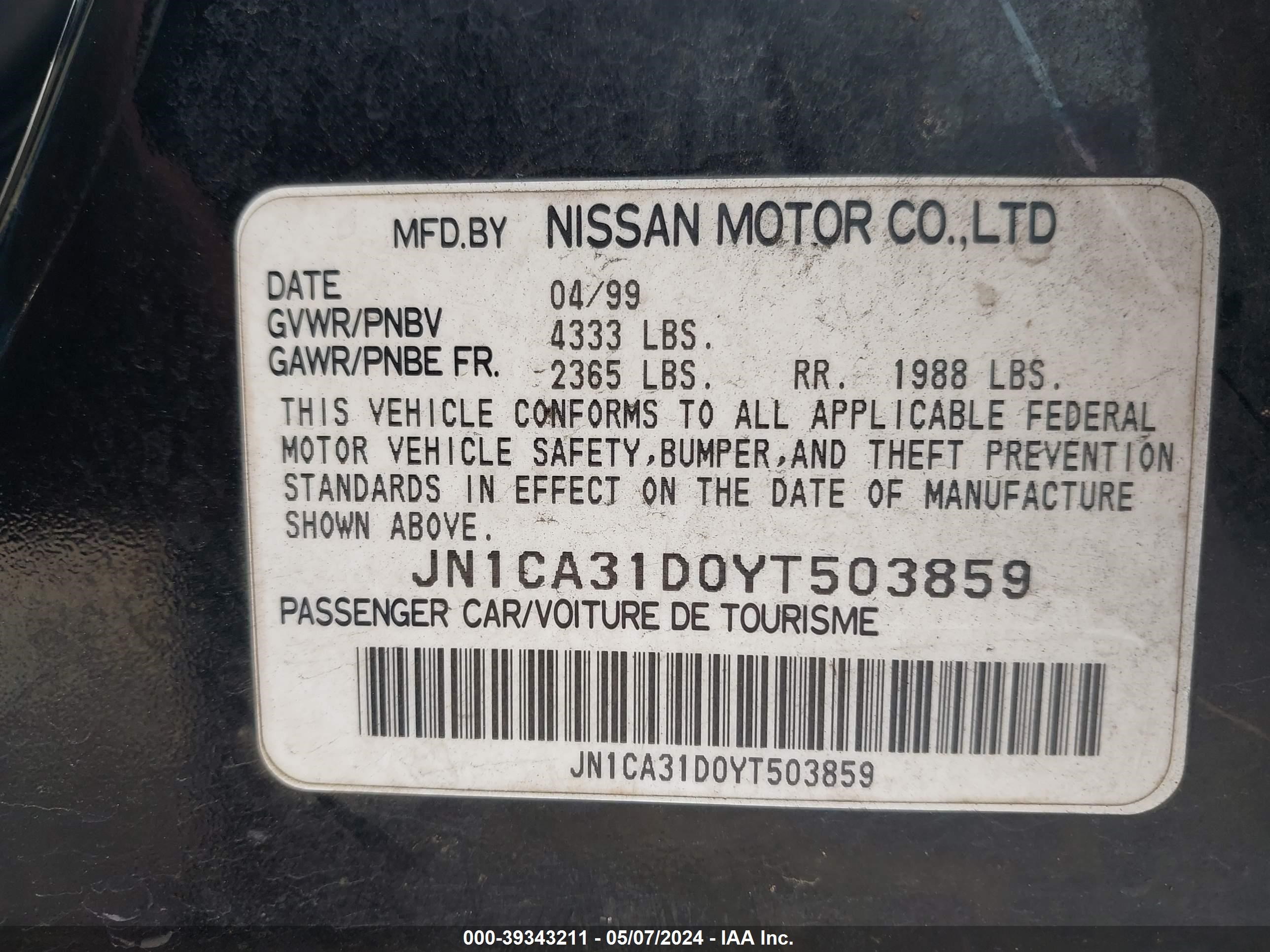 Photo 8 VIN: JN1CA31D0YT503859 - NISSAN MAXIMA 