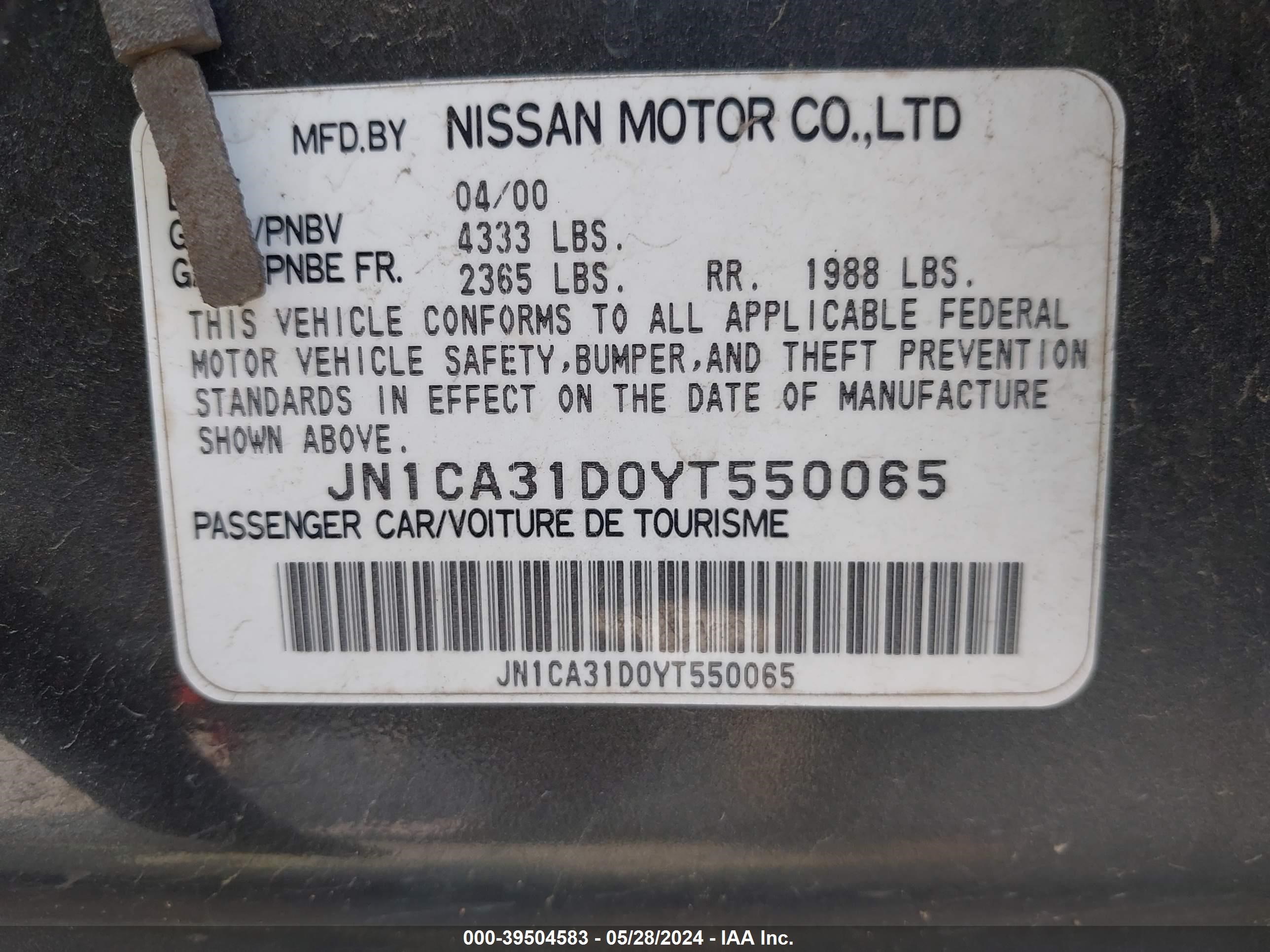 Photo 8 VIN: JN1CA31D0YT550065 - NISSAN MAXIMA 