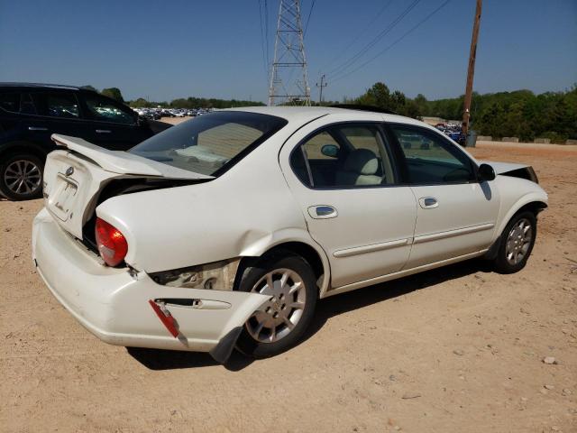 Photo 2 VIN: JN1CA31D0YT741324 - NISSAN MAXIMA 