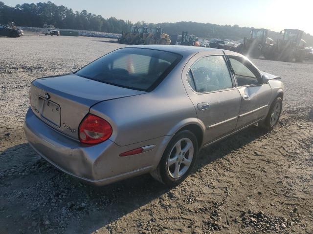 Photo 2 VIN: JN1CA31D11T828767 - NISSAN MAXIMA GXE 