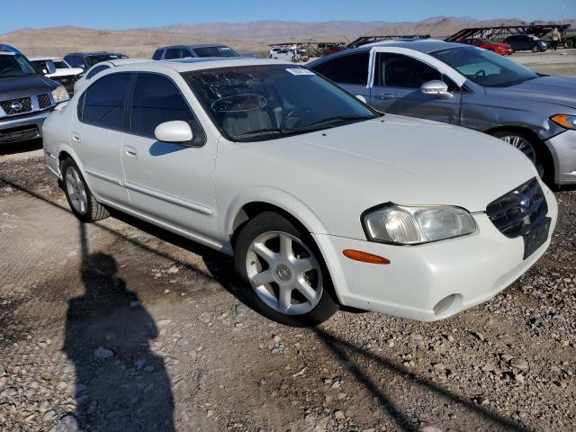 Photo 3 VIN: JN1CA31D1YT547191 - NISSAN MAXIMA 