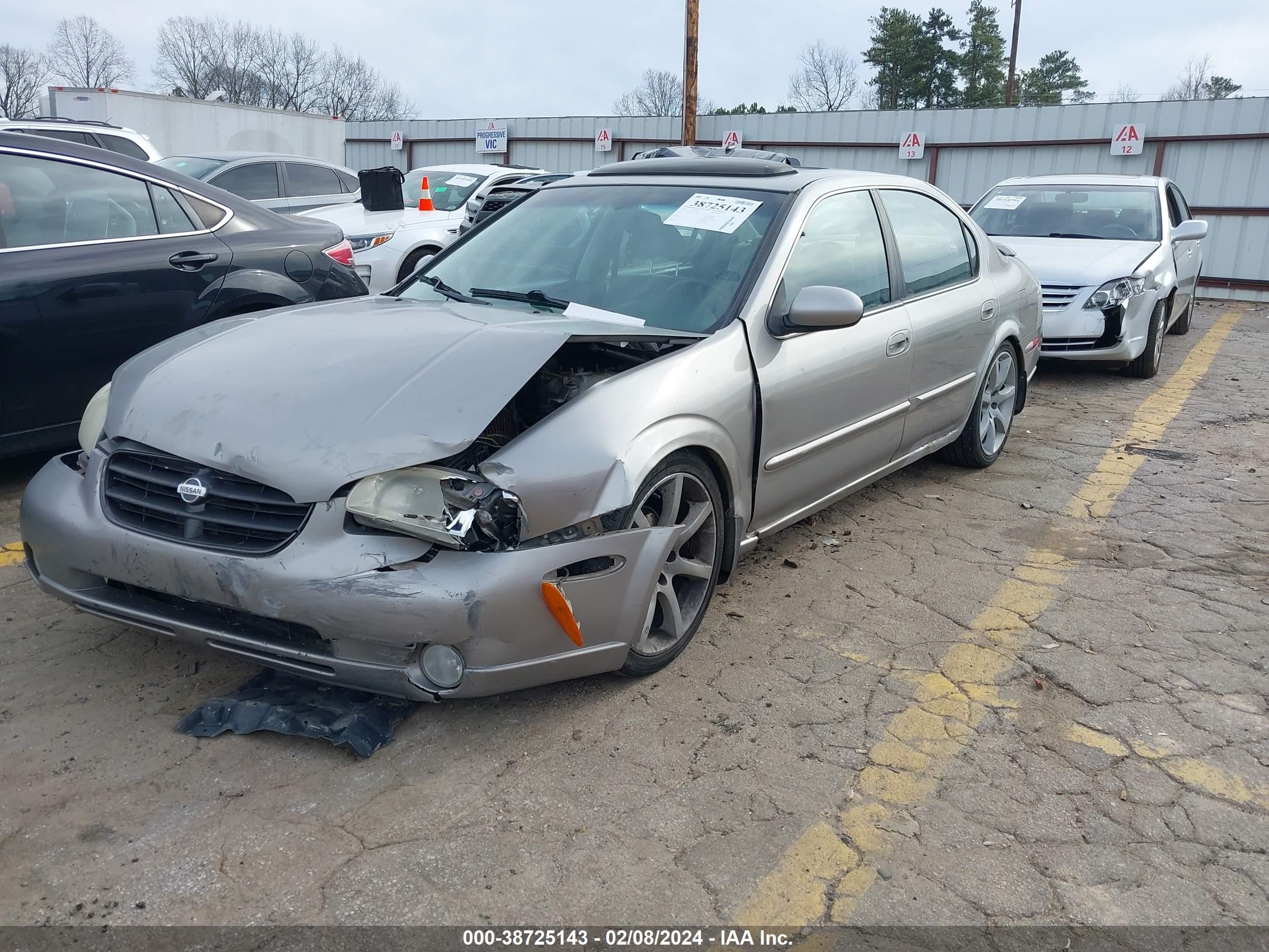 Photo 1 VIN: JN1CA31D21T823528 - NISSAN MAXIMA 