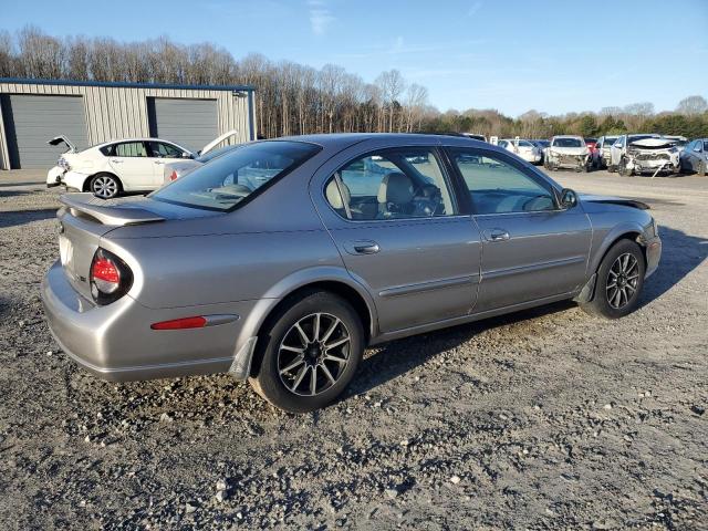 Photo 2 VIN: JN1CA31D3YT527427 - NISSAN MAXIMA 