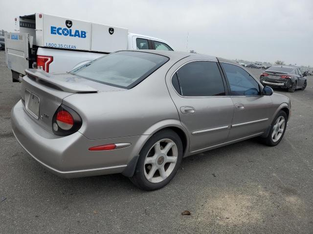 Photo 2 VIN: JN1CA31D7YT541377 - NISSAN MAXIMA 