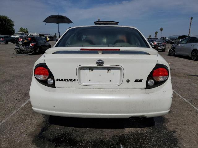 Photo 5 VIN: JN1CA31D8YT521574 - NISSAN MAXIMA GLE 