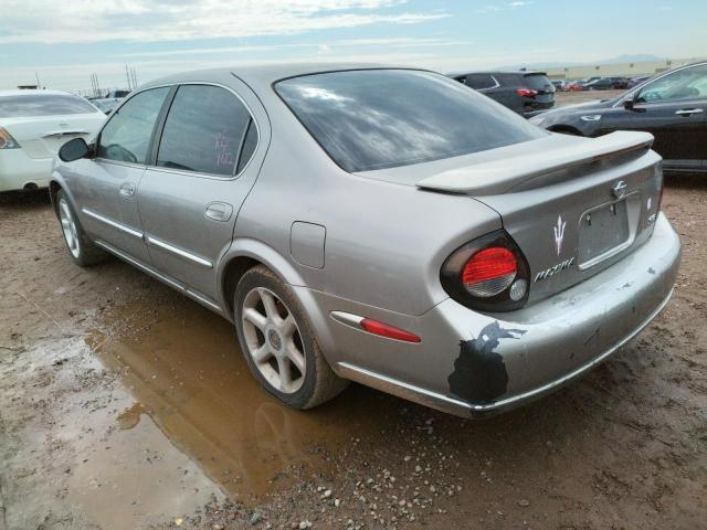 Photo 2 VIN: JN1CA31D9YT549741 - NISSAN MAXIMA 