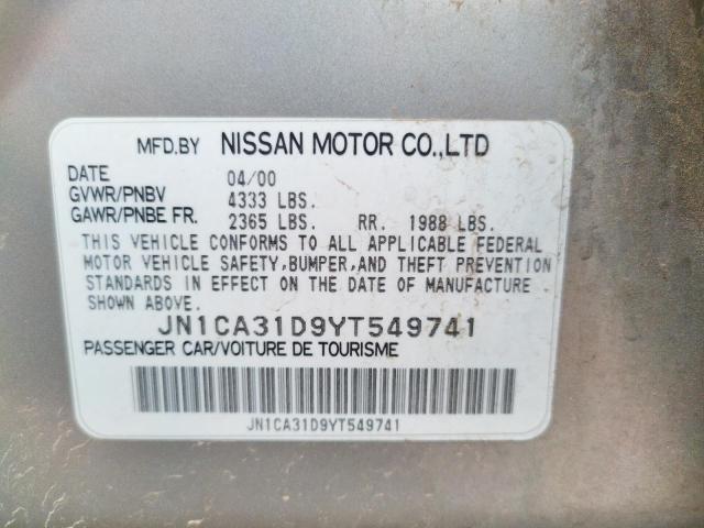 Photo 9 VIN: JN1CA31D9YT549741 - NISSAN MAXIMA 