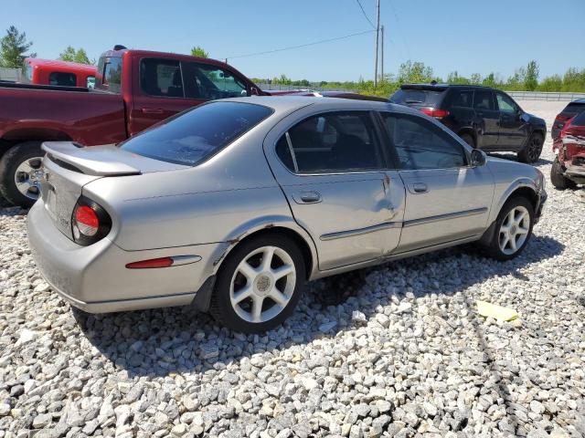 Photo 2 VIN: JN1CA31DX1T819890 - NISSAN MAXIMA GXE 