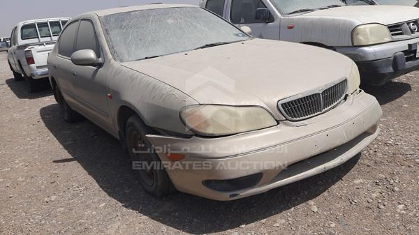 Photo 8 VIN: JN1CA31S02T571438 - NISSAN MAXIMA 