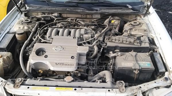 Photo 32 VIN: JN1CA31S3YT280747 - NISSAN MAXIMA 