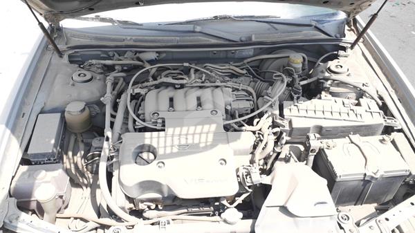 Photo 20 VIN: JN1CA31S81T564302 - NISSAN MAXIMA 