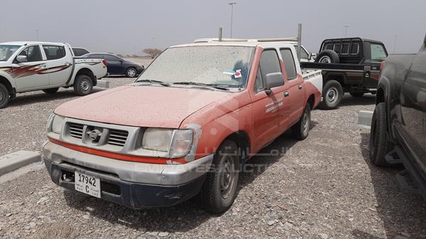 Photo 4 VIN: JN1CBGD22Z0003913 - NISSAN 2400 