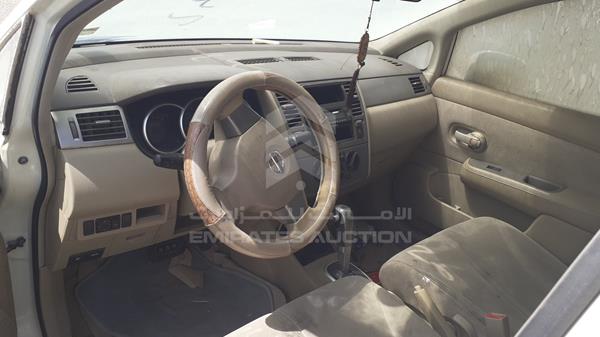 Photo 10 VIN: JN1CC11C28T015759 - NISSAN TIIDA 