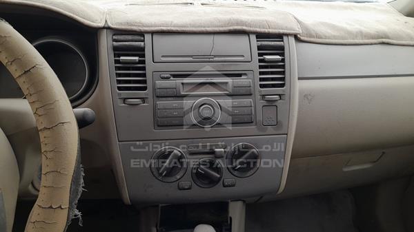 Photo 14 VIN: JN1CC11C28T021383 - NISSAN TIIDA 