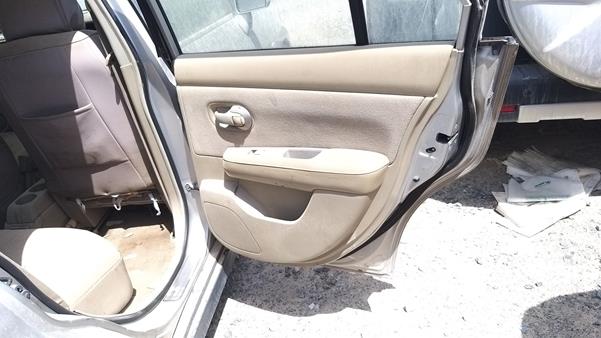 Photo 22 VIN: JN1CC11C48T011504 - NISSAN TIIDA 