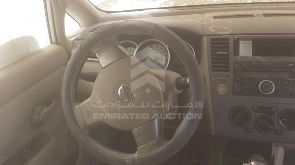 Photo 11 VIN: JN1CC11C4AT041172 - NISSAN TIIDA 