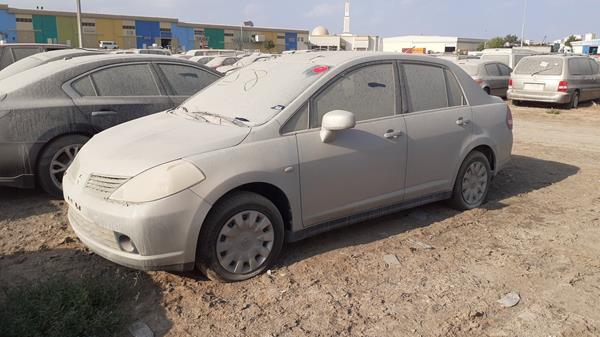 Photo 3 VIN: JN1CC11C68T015019 - NISSAN TIIDA 