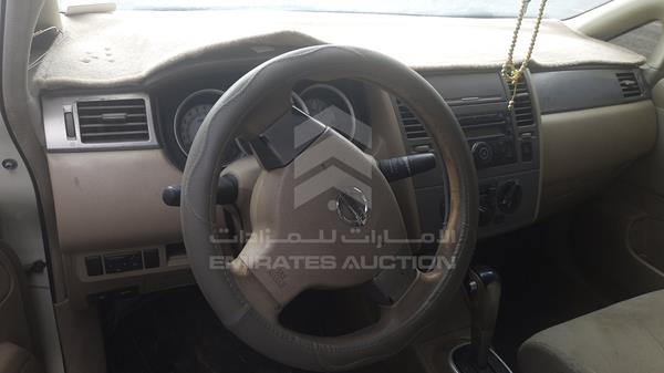 Photo 11 VIN: JN1CC11C69T037958 - NISSAN TIIDA 