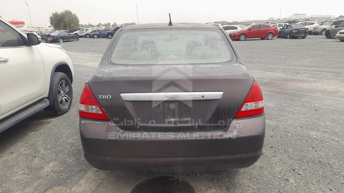 Photo 5 VIN: JN1CC11C78T018835 - NISSAN TIIDA 