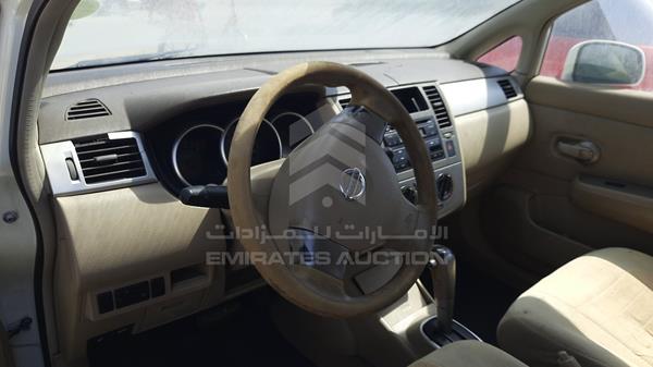 Photo 9 VIN: JN1CC11CX8T020515 - NISSAN TIIDA 