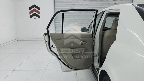 Photo 17 VIN: JN1CC11CX8T020515 - NISSAN TIIDA 