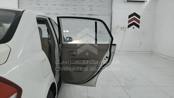 Photo 22 VIN: JN1CC11CX8T020515 - NISSAN TIIDA 