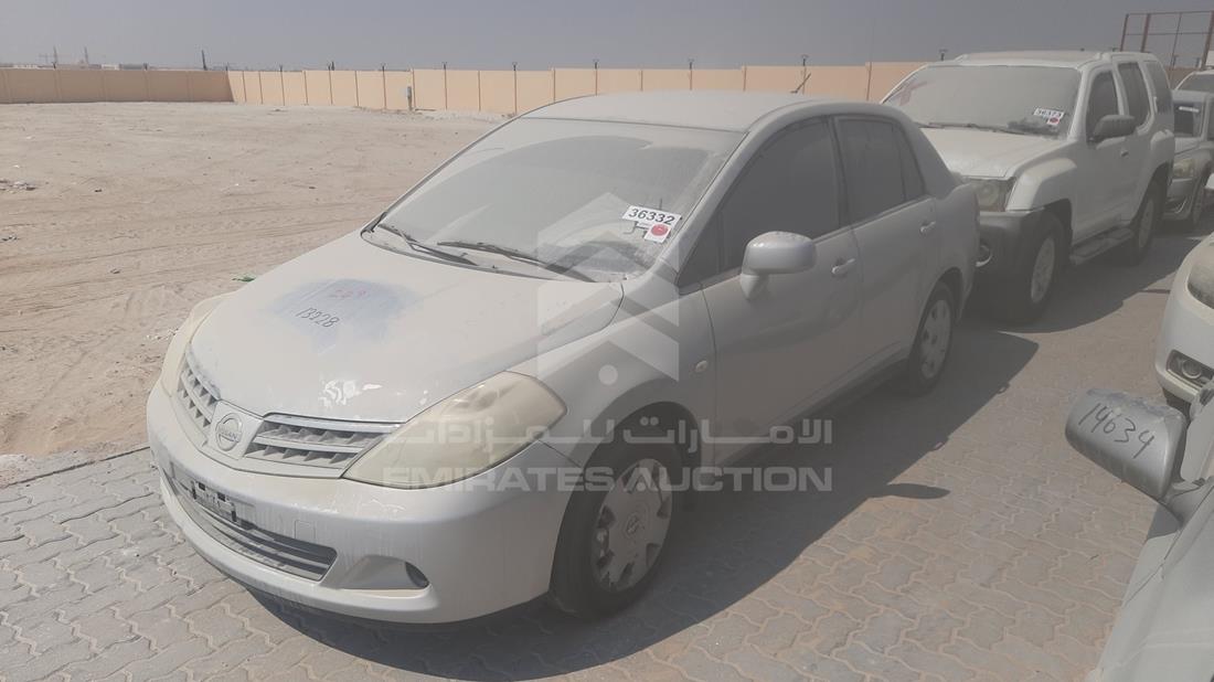 Photo 3 VIN: JN1CC11CX9T037946 - NISSAN TIIDA 