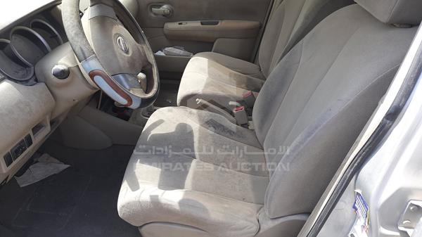 Photo 12 VIN: JN1CC13C29T029854 - NISSAN TIIDA 