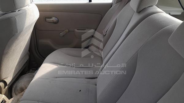 Photo 18 VIN: JN1CC13C48T009555 - NISSAN TIIDA 