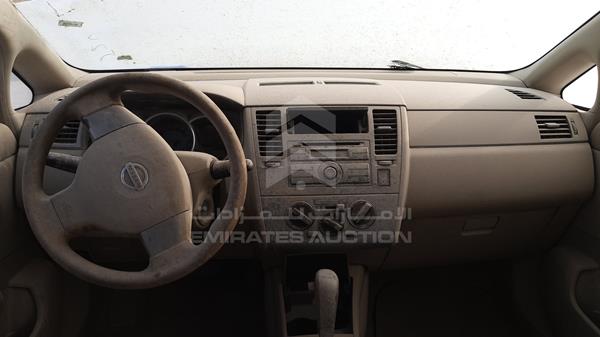 Photo 13 VIN: JN1CC13CX7T004990 - NISSAN TIIDA 