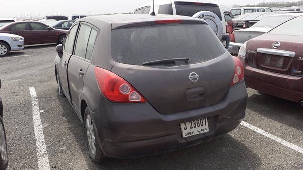 Photo 4 VIN: JN1CC13CX8T009110 - NISSAN TIIDA 