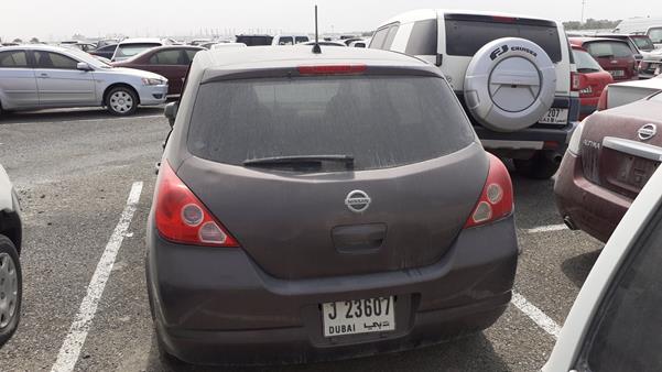 Photo 5 VIN: JN1CC13CX8T009110 - NISSAN TIIDA 