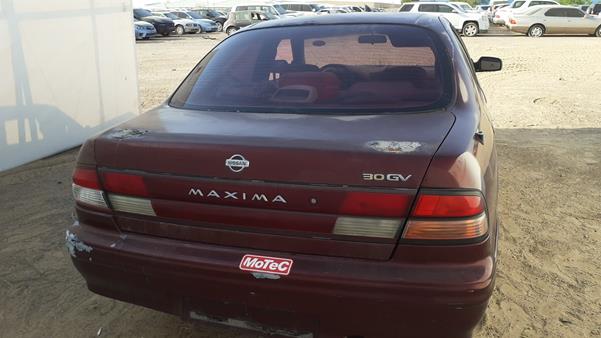 Photo 8 VIN: JN1CCUA32Z0026618 - NISSAN MAXIMA 