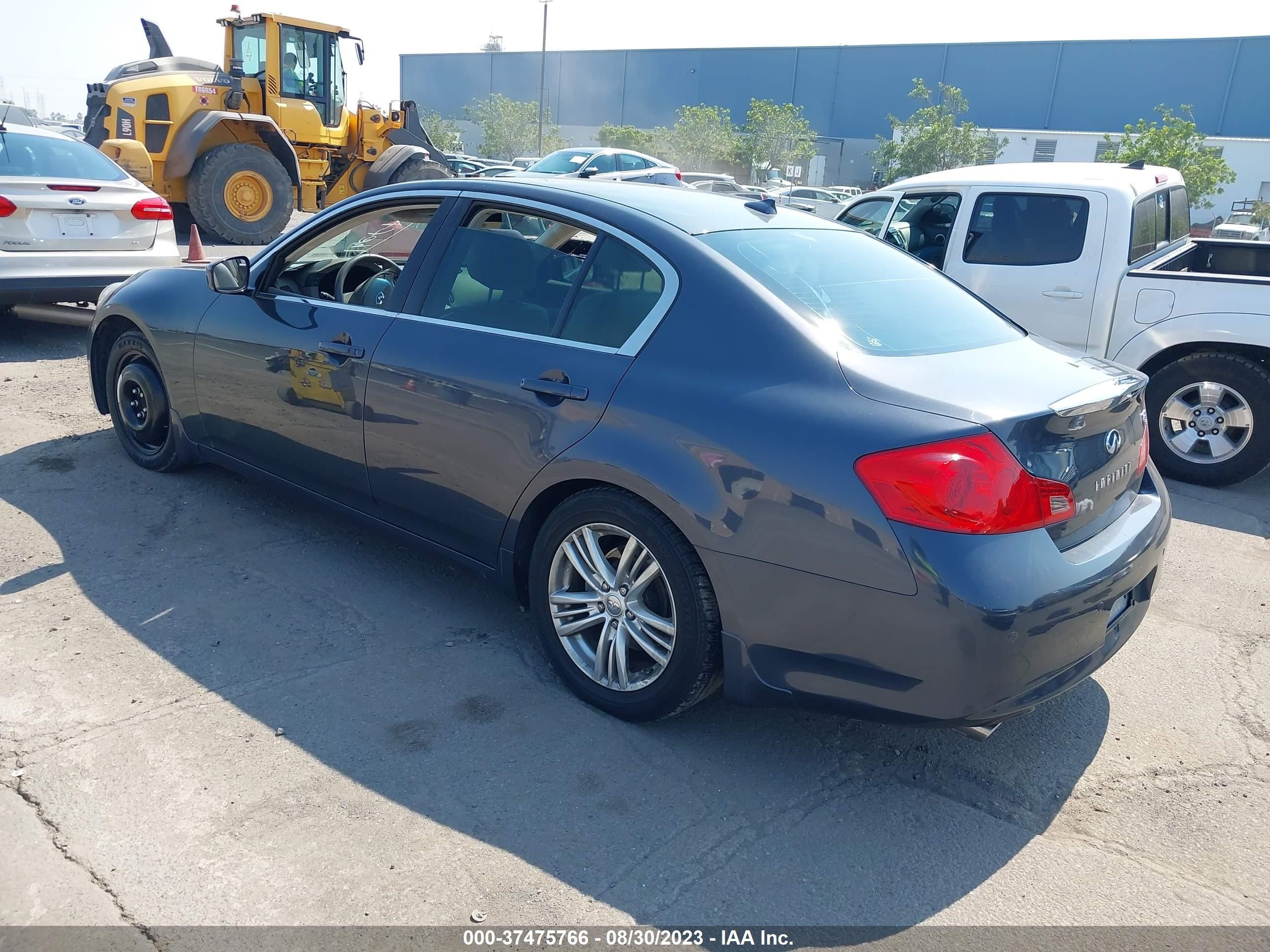 Photo 2 VIN: JN1CV6AP0DM712152 - INFINITI G 