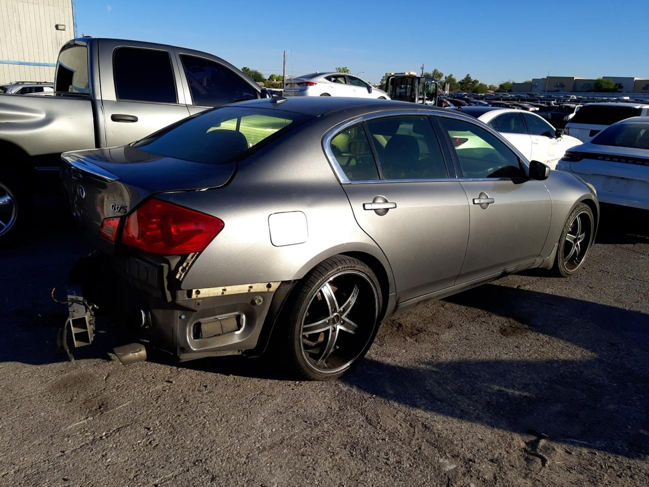 Photo 2 VIN: JN1CV6AP1CM936464 - INFINITI G 