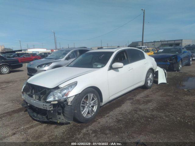 Photo 1 VIN: JN1CV6AP1FM580232 - INFINITI Q40 