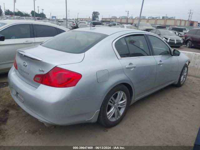 Photo 3 VIN: JN1CV6AP1FM580666 - INFINITI Q40 