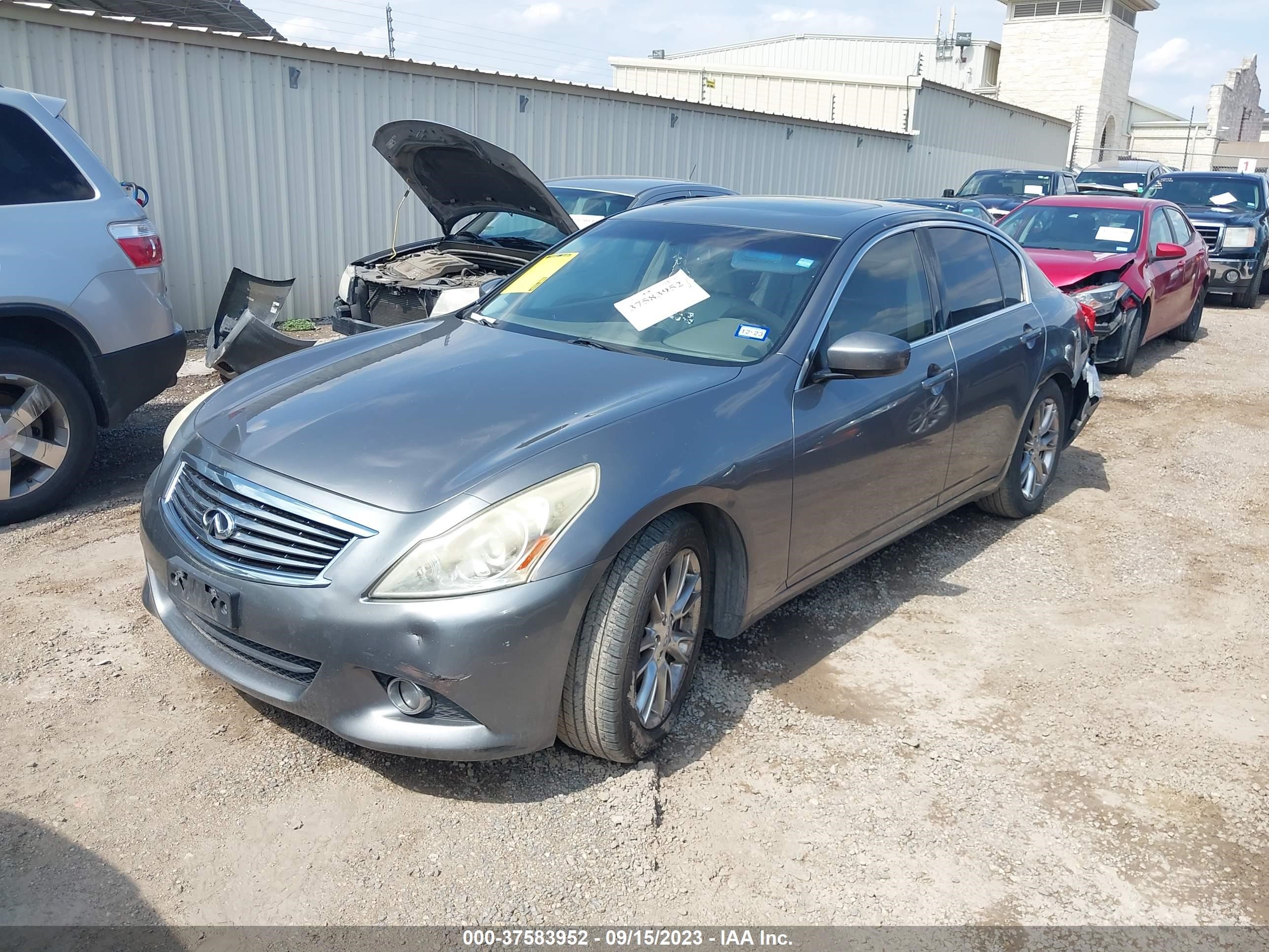 Photo 1 VIN: JN1CV6AP2CM622905 - INFINITI G 