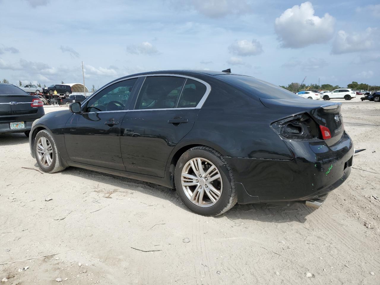 Photo 1 VIN: JN1CV6AP2DM304610 - INFINITI G 