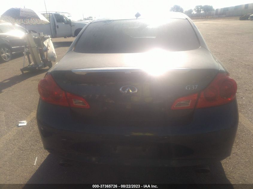 Photo 16 VIN: JN1CV6AP2DM715070 - INFINITI G 