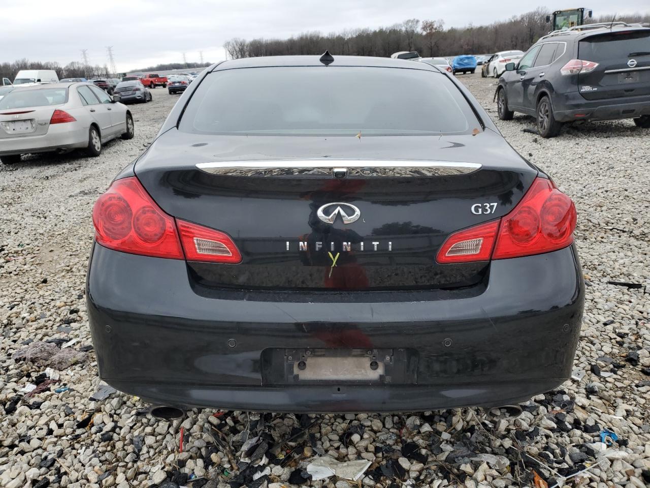 Photo 5 VIN: JN1CV6AP2DM717658 - INFINITI G 