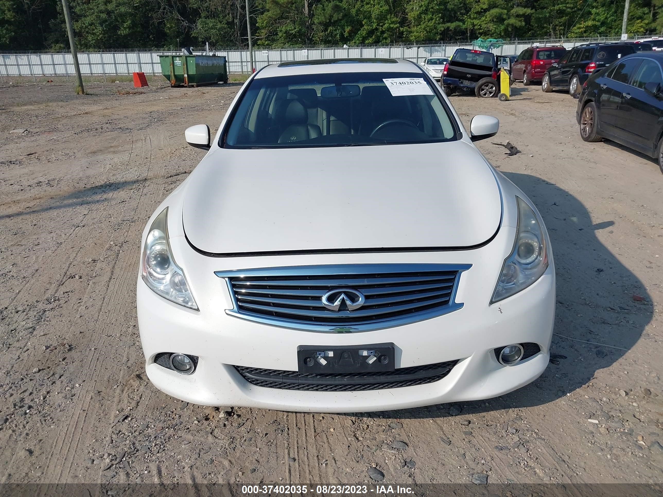 Photo 12 VIN: JN1CV6AP2DM726120 - INFINITI G 