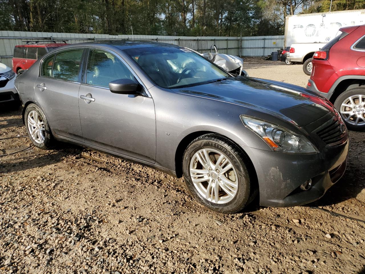 Photo 3 VIN: JN1CV6AP2FM501215 - INFINITI Q40 