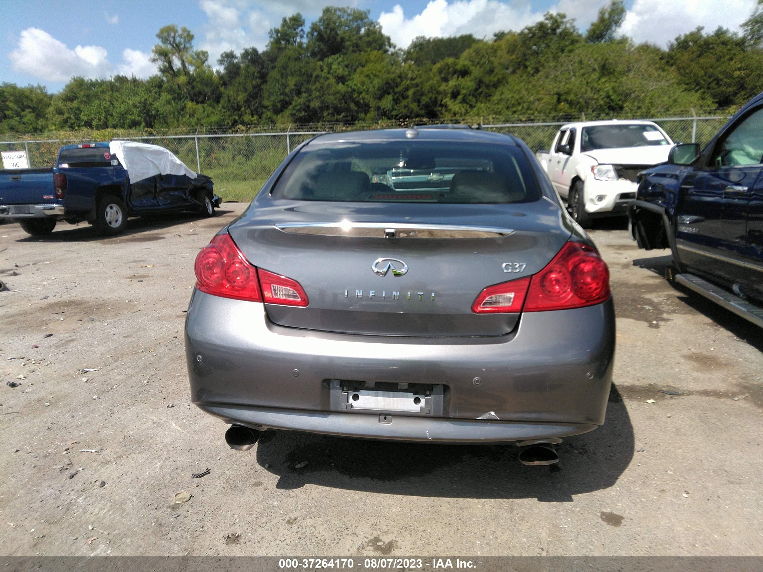 Photo 15 VIN: JN1CV6AP3CM623738 - INFINITI G 