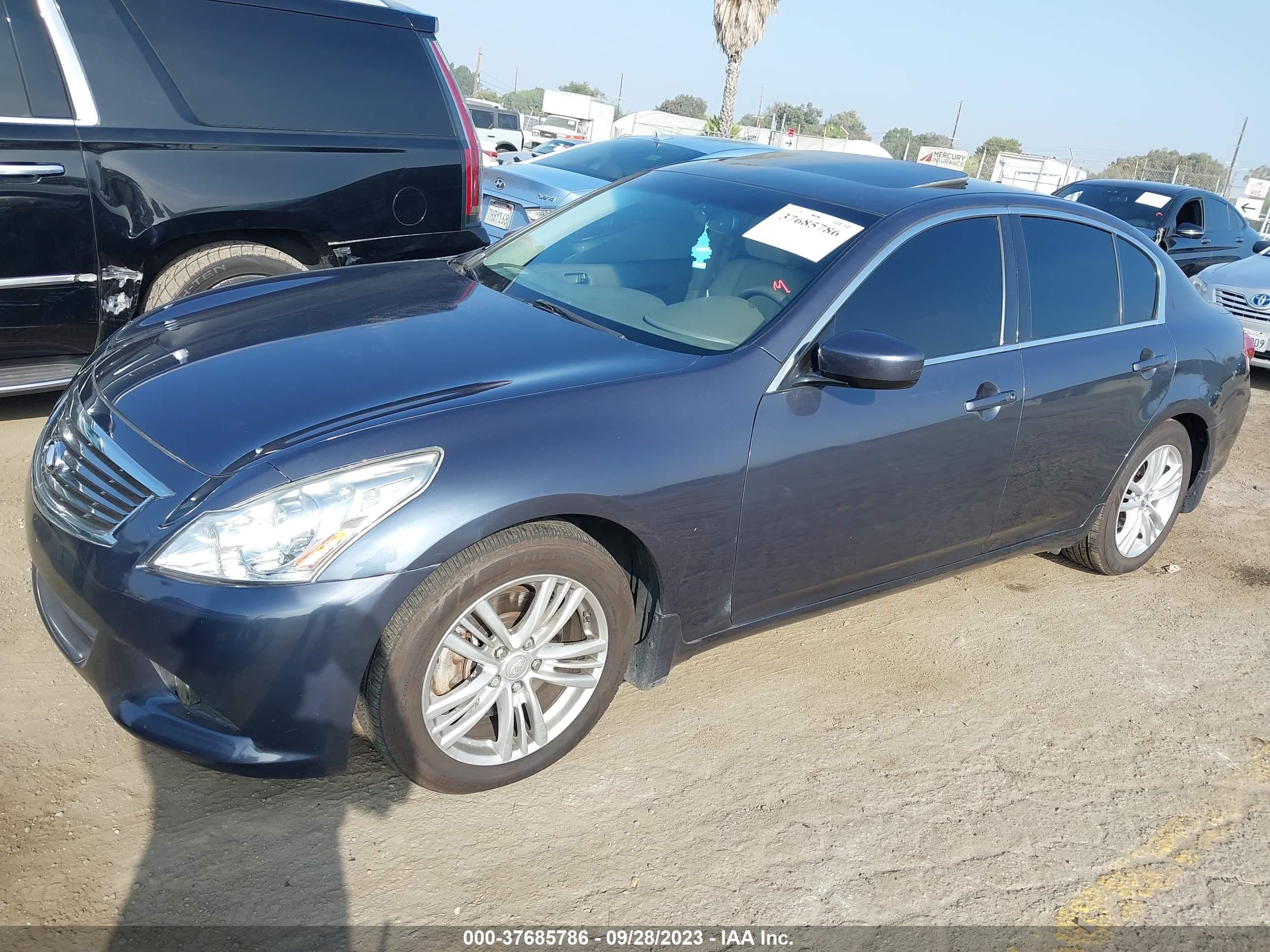 Photo 1 VIN: JN1CV6AP3CM624534 - INFINITI G 