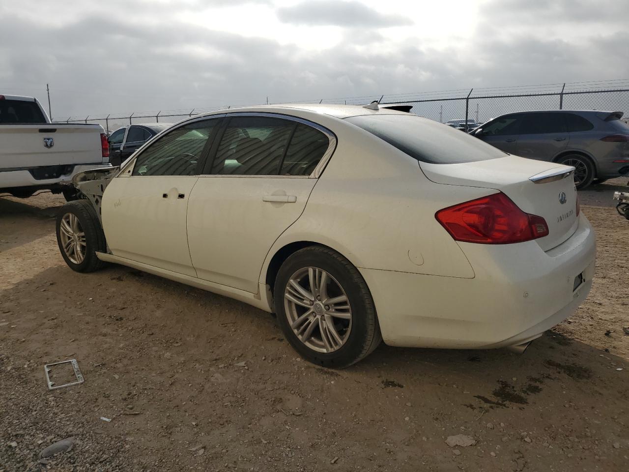 Photo 1 VIN: JN1CV6AP3CM628633 - INFINITI G 