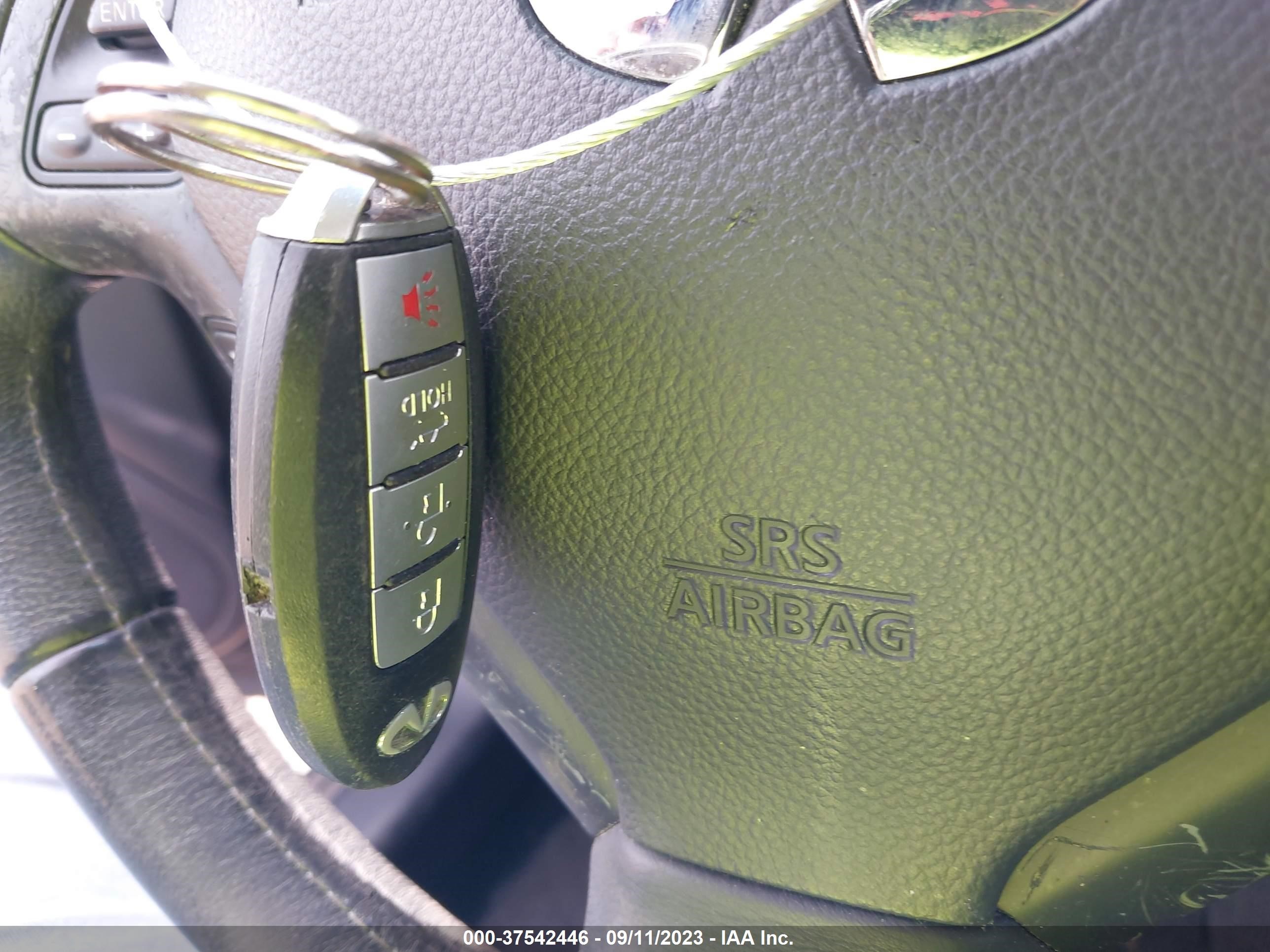 Photo 10 VIN: JN1CV6AP4AM200096 - INFINITI G 