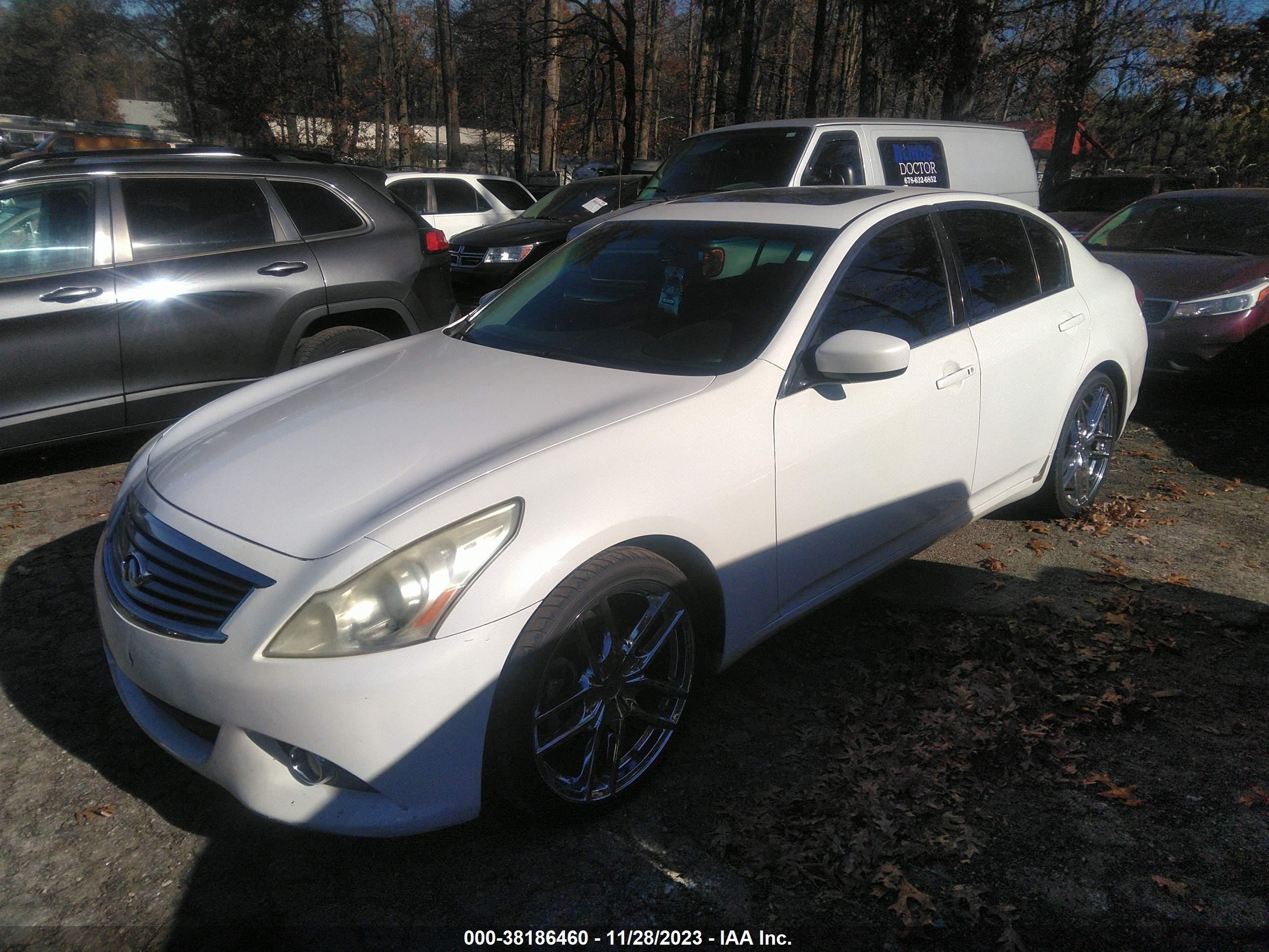 Photo 1 VIN: JN1CV6AP4CM932943 - INFINITI G 